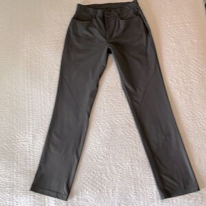 Men’s Old Navy Straight Tech Hybrid Pants - 29x32